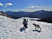 Dai Piani al Monte Avaro neve, sole, ventooo ! 4febb23 - FOTOGALLERY